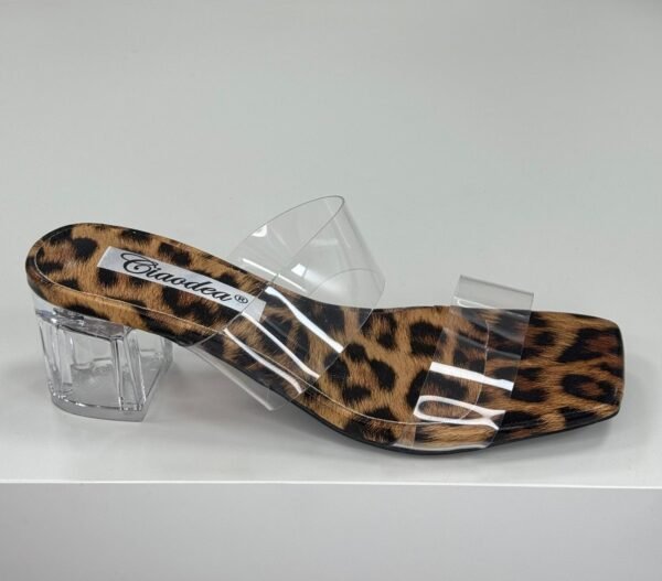 TACON LEO TRANSPARENTE